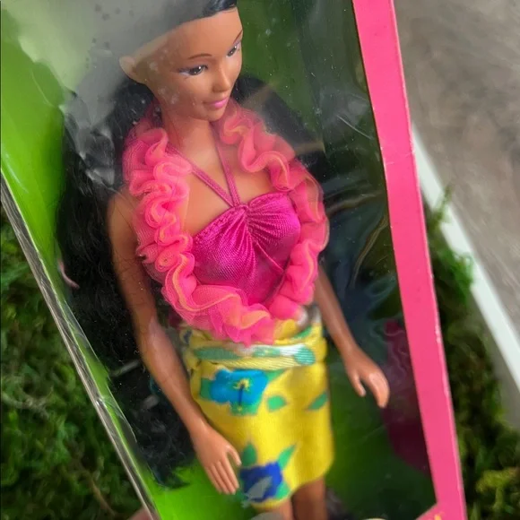 VINTAGE Barbie Island fun MIKO doll 1980s Mattel Canada Inc. NEW IN BOX! 💕 - Picture 16 of 17